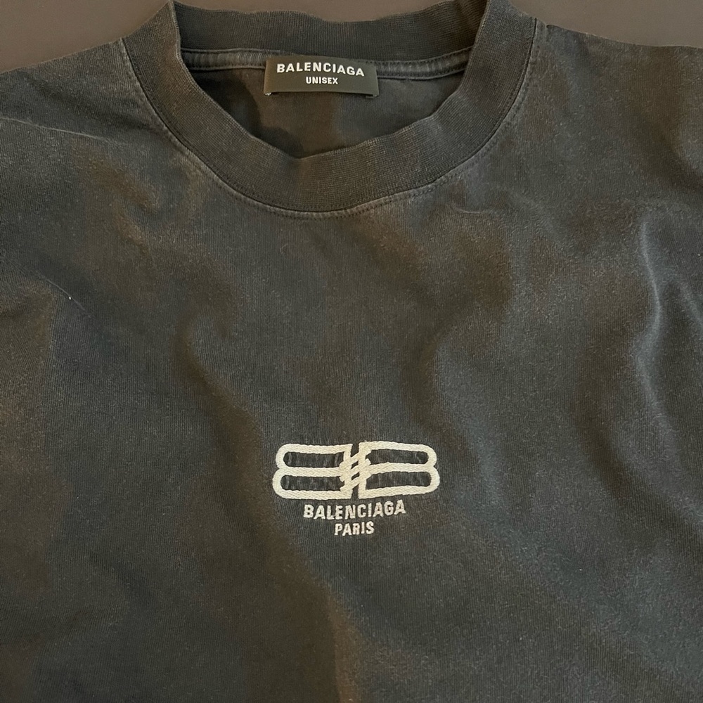 Balenciaga BB Paris icon